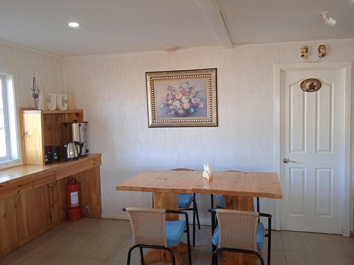 Hostal Jc Puerto Natales Esterno foto